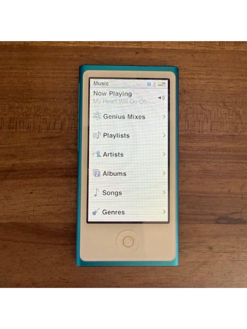 Apple iPod Nano 7th Gen 16GB Blue With New Earbuds *TESTED*
